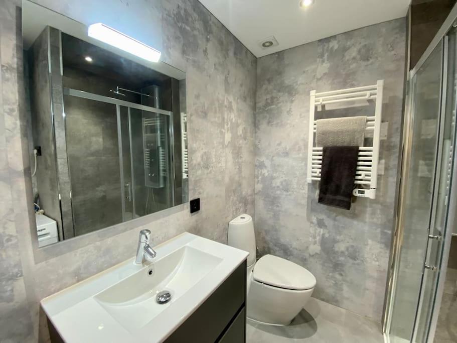 Prober Comapedrosa Apartment Аринсал Екстериор снимка
